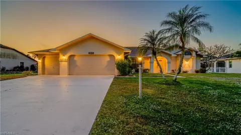 4104 SW 1st Pl, Cape Coral, FL 33914