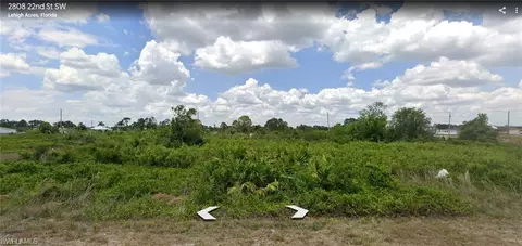 2808 22nd St SW, Lehigh Acres, FL 33976