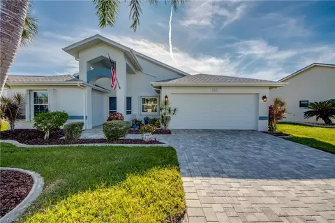 3461 Clubview Dr, North Fort Myers, FL 33917