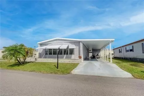 5501 John Alden Ln, North Fort Myers, FL 33917