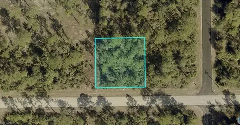 4105 E 2nd St, Lehigh Acres, FL 33936