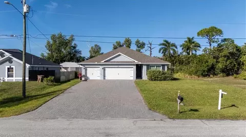 1216 NW 21st Pl, Cape Coral, FL 33993