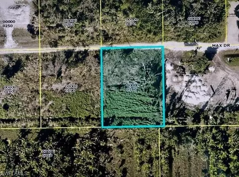 7465 7448 7421 Max Dr, Bokeelia, FL 33922 photo 13