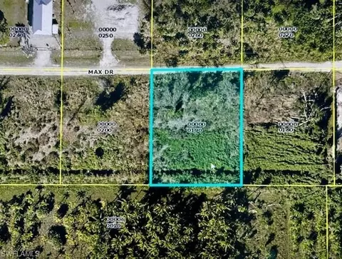 7465 7448 7421 Max Dr, Bokeelia, FL 33922 photo 12
