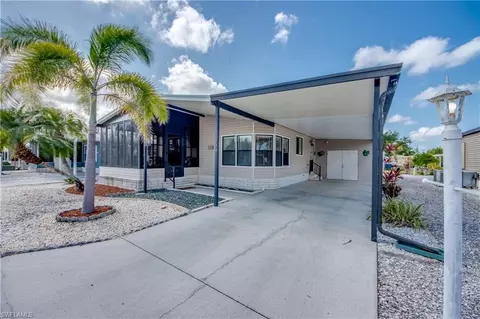 4939 Mullette Ln, Saint James City, FL 33956