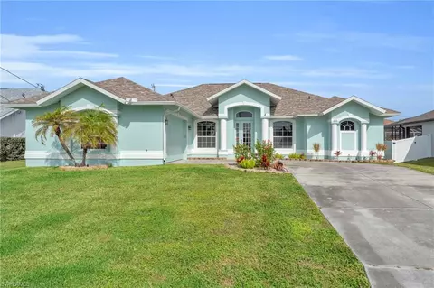 2705 SW 32nd Ln, Cape Coral, FL 33914