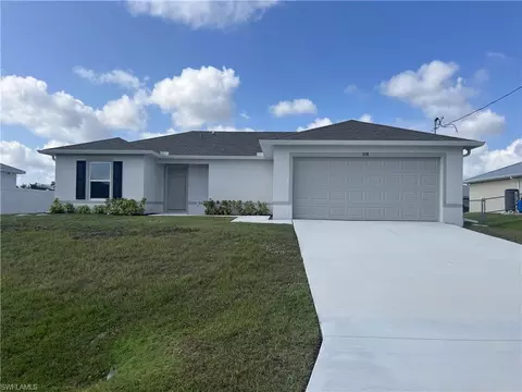 3218 NE 14th Pl, Cape Coral, FL 33909