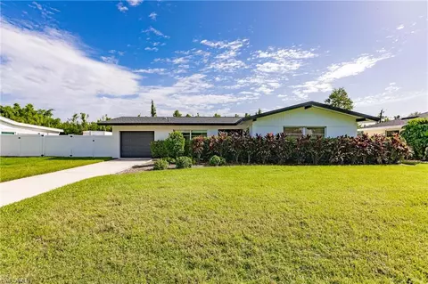 905 Dean Way, Fort Myers, FL 33919