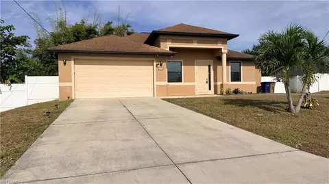 4310 4th St SW, Lehigh Acres, FL 33976