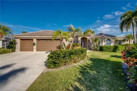 5605 Merlyn Ln, Cape Coral, FL 33914