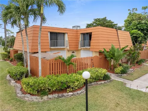 1702 Park Meadows Dr #1, Fort Myers, FL 33907