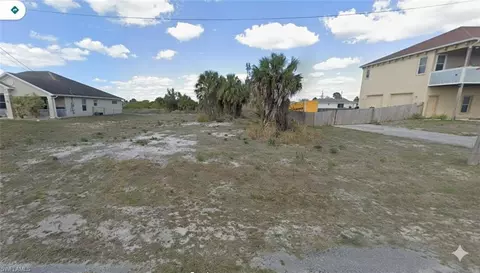3914 21st St SW, Lehigh Acres, FL 33976