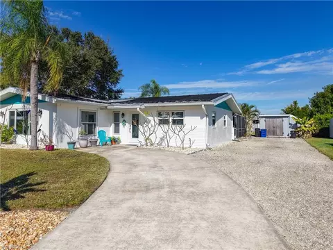 1642 Mansville Ter, North Fort Myers, FL 33903