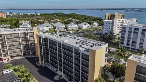4431 Bay Beach Ln #543, Fort Myers Beach, FL 33931