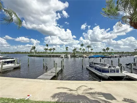 16200 Bay Pointe Blvd #106, North Fort Myers, FL 33917
