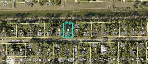 1033 Asther St E, Lehigh Acres, FL 33974