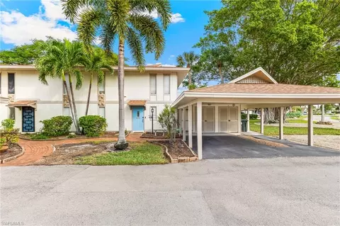 4277 Island Cir #1, Fort Myers, FL 33919