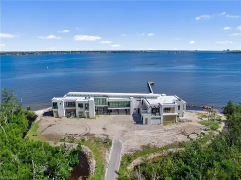 6400 Glock Dr, Fort Myers, FL 33908