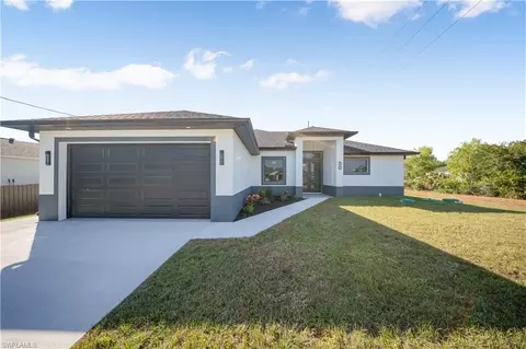 50 Denis Ave S, Lehigh Acres, FL 33976