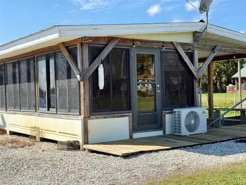 Exterior - 3342 County Road 721 Loop, Moore Haven, FL 33471 photo 3 of 20
