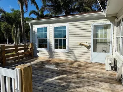 Exterior - 3342 County Road 721 Loop, Moore Haven, FL 33471 photo 8 of 20