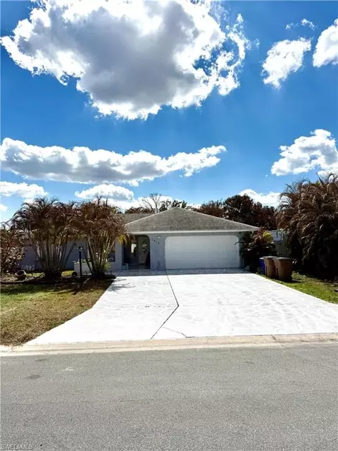 1410 Caywood Cir S, Lehigh Acres, FL 33936