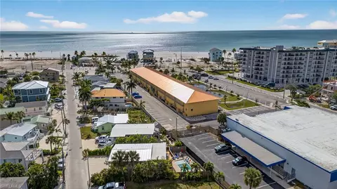 201 Miramar St, Fort Myers Beach, FL 33931