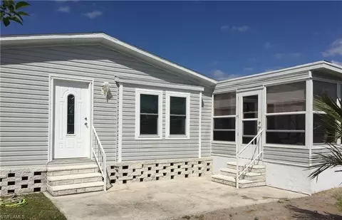 14574 Lara Cir, North Fort Myers, FL 33917