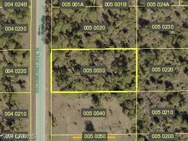 1222 Richmond Ave N, Lehigh Acres, FL 33972