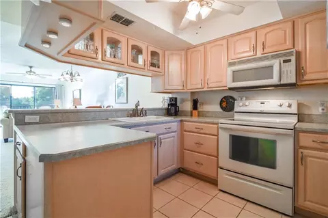 3916 Orange Grove Blvd #6, North Fort Myers, FL 33903