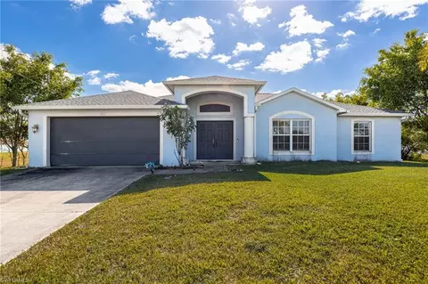 2022 NW 9th Ter, Cape Coral, FL 33993