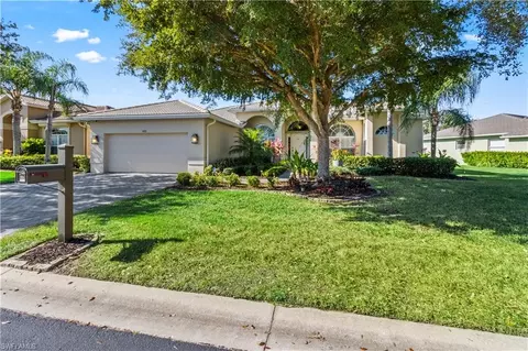 14111 Creek Ct, Fort Myers, FL 33908