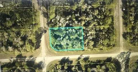 837 Gaylord Ave S, Lehigh Acres, FL 33974