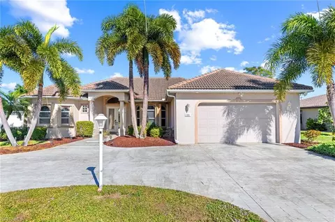 1935 SE 26th St, Cape Coral, FL 33904