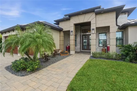 2728 SW 25th St, Cape Coral, FL 33914