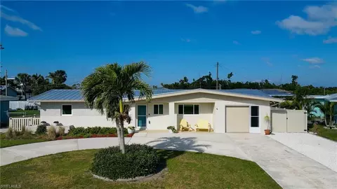 11443 Flint Ln, Bokeelia, FL 33922
