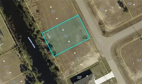 4024 NE 17th Ave, Cape Coral, FL 33909