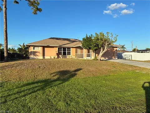 1307 SW 36th Ter, Cape Coral, FL 33914