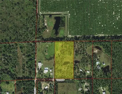 Nnn Honeybee Dr, Naples, FL 34120
