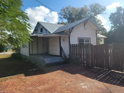 42724278 Scott Ave, Fort Myers, FL 33905