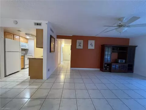 2366 E Mall Dr #304, Fort Myers, FL 33901