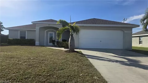 2604 SW 9th Pl, Cape Coral, FL 33914
