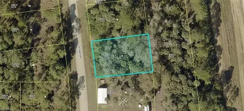 1882 Latham Dr, Lehigh Acres, FL 33972