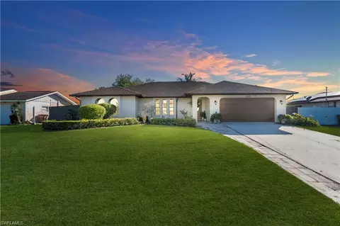 1424 SE 12th St, Cape Coral, FL 33990