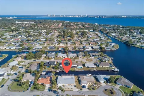 4556 Vinewood Cir, North Fort Myers, FL 33903