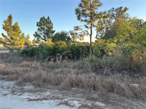 7717 1st Ter, Labelle, FL 33935 photo 2