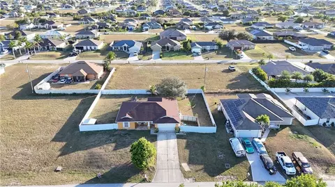 522 NW 21st Ter, Cape Coral, FL 33993