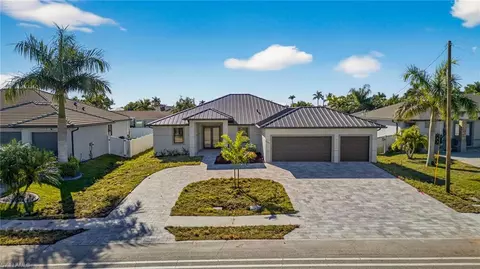 2700 Beach Pkwy W, Cape Coral, FL 33914