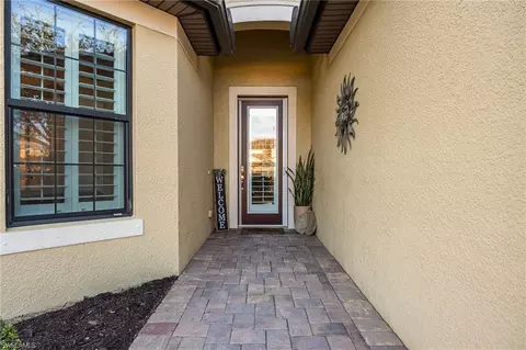 20256 Black Tree Ln, Estero, FL 33928 photo 2