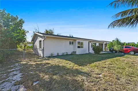18470 Geranium Rd, Fort Myers, FL 33967